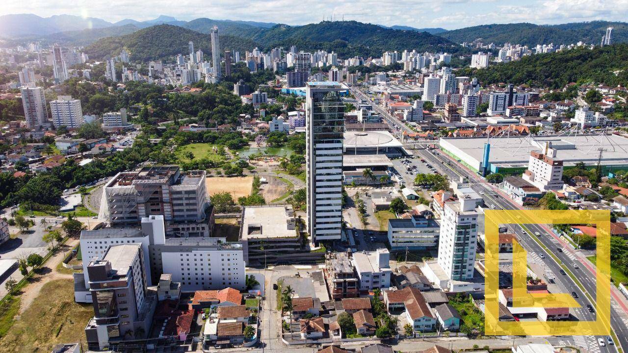 Apartamento à venda com 2 quartos, 72m² - Foto 11