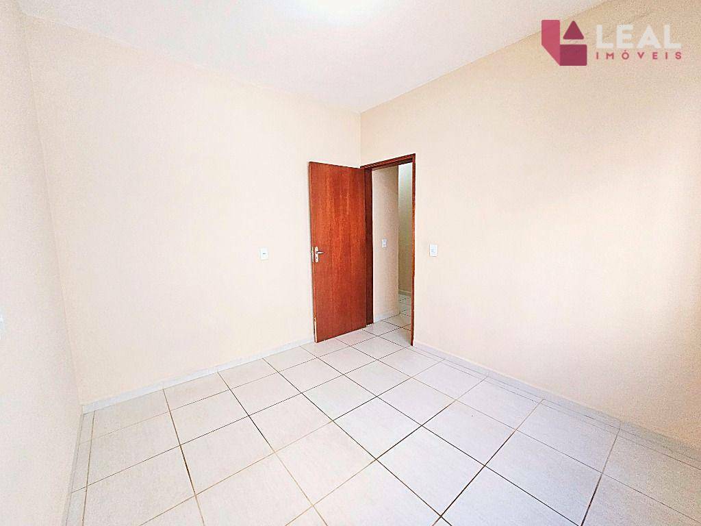 Apartamento para alugar com 2 quartos, 50m² - Foto 14