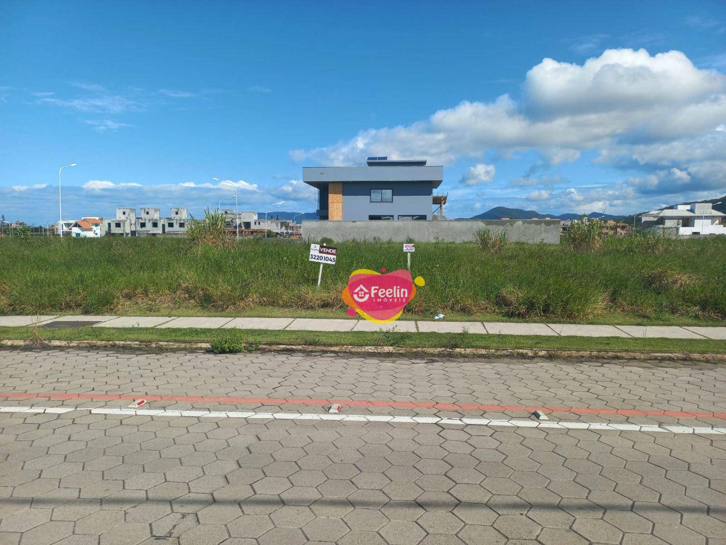 Terreno à venda, 360M2 - Foto 1