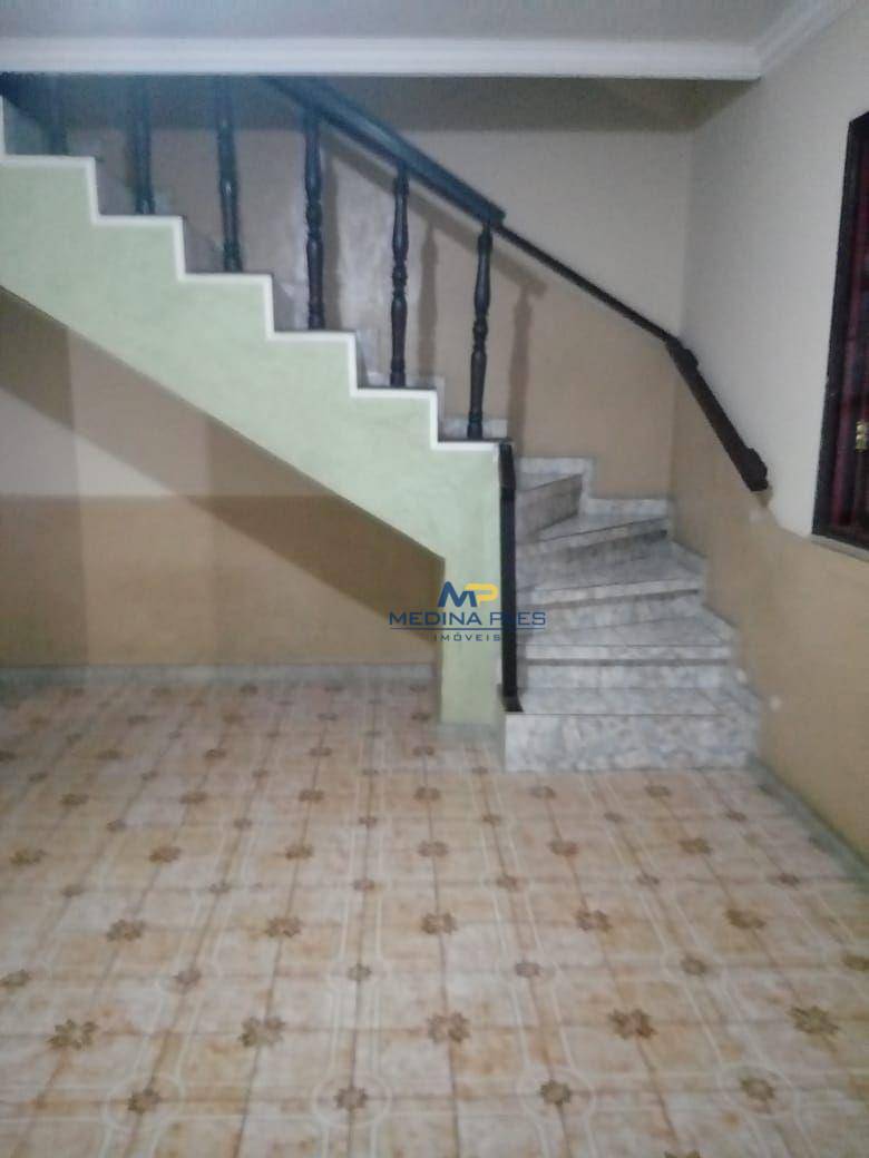 Casa à venda com 3 quartos, 200M2 - Foto 8