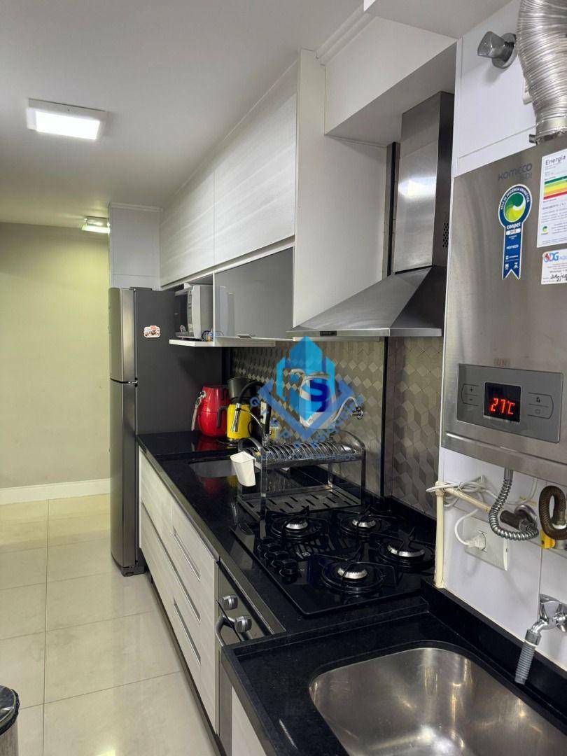 Apartamento à venda com 3 quartos, 64m² - Foto 14