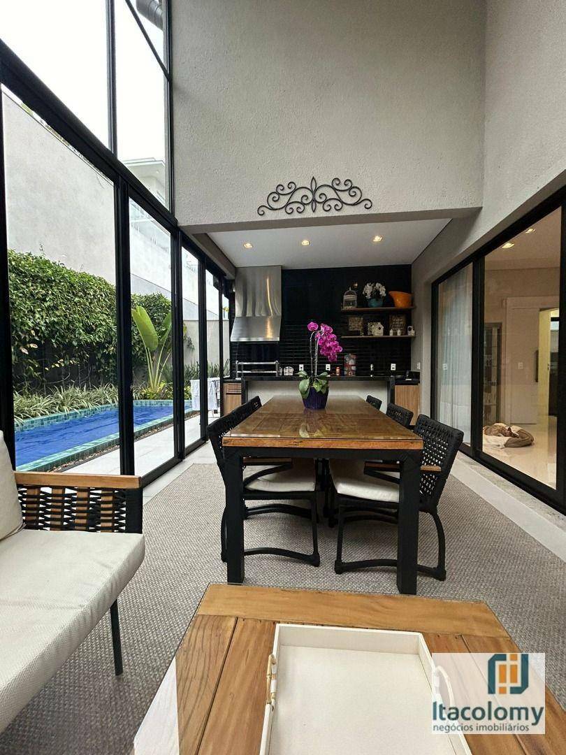 Casa de Condomínio à venda com 4 quartos, 399m² - Foto 3