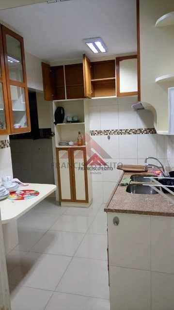 Apartamento à venda com 2 quartos, 75m² - Foto 18