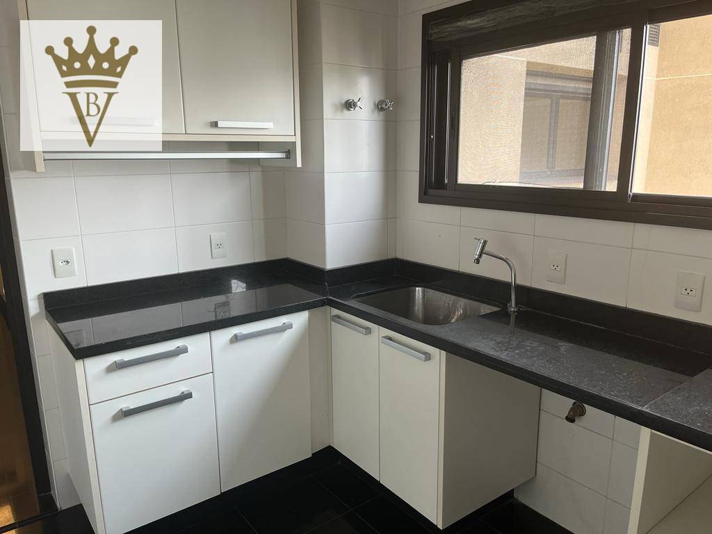 Apartamento à venda com 3 quartos, 192m² - Foto 21