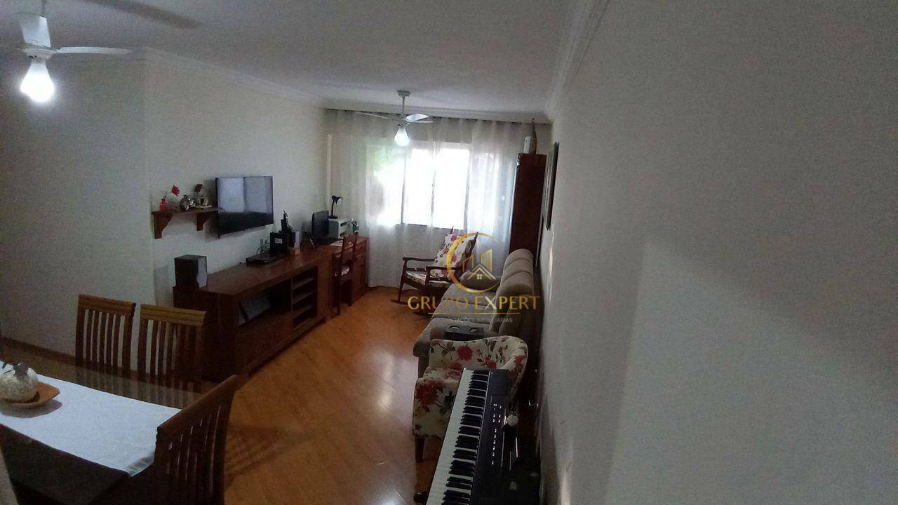 Apartamento à venda com 2 quartos, 75m² - Foto 4