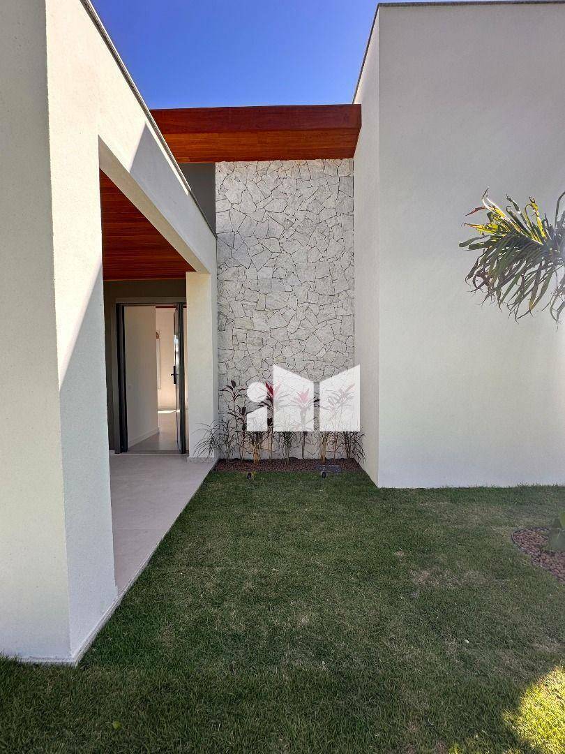 Casa de Condomínio à venda com 4 quartos, 211m² - Foto 9