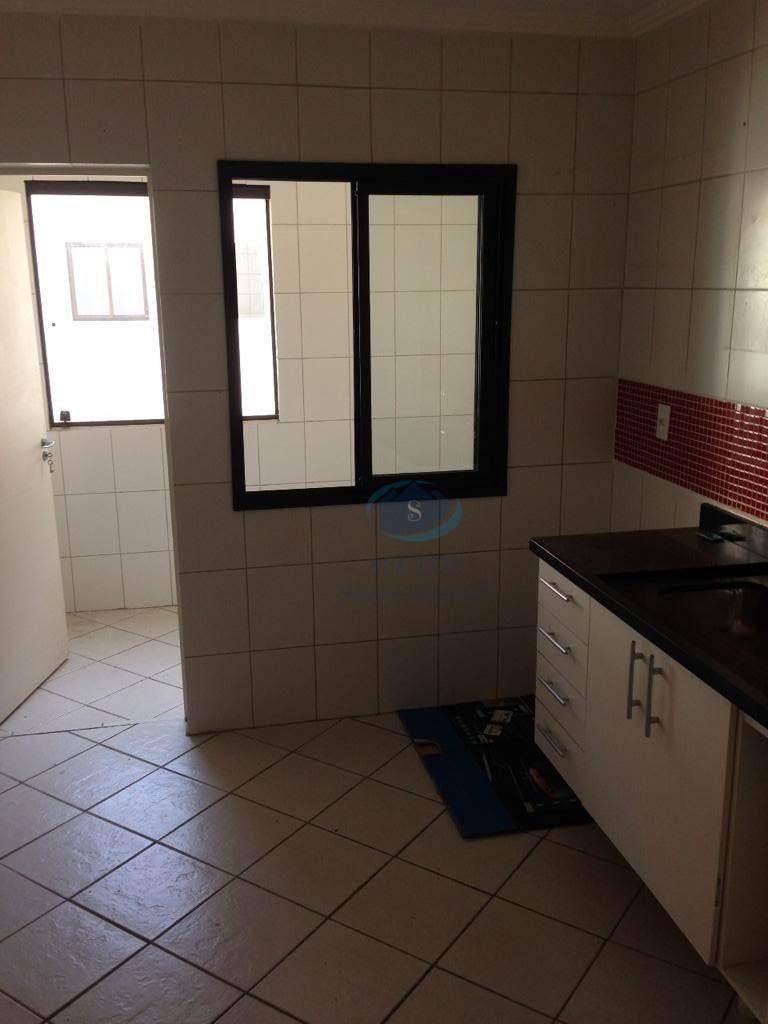 Apartamento à venda com 2 quartos, 50m² - Foto 13