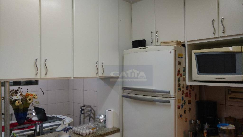 Sobrado à venda com 2 quartos, 220m² - Foto 9