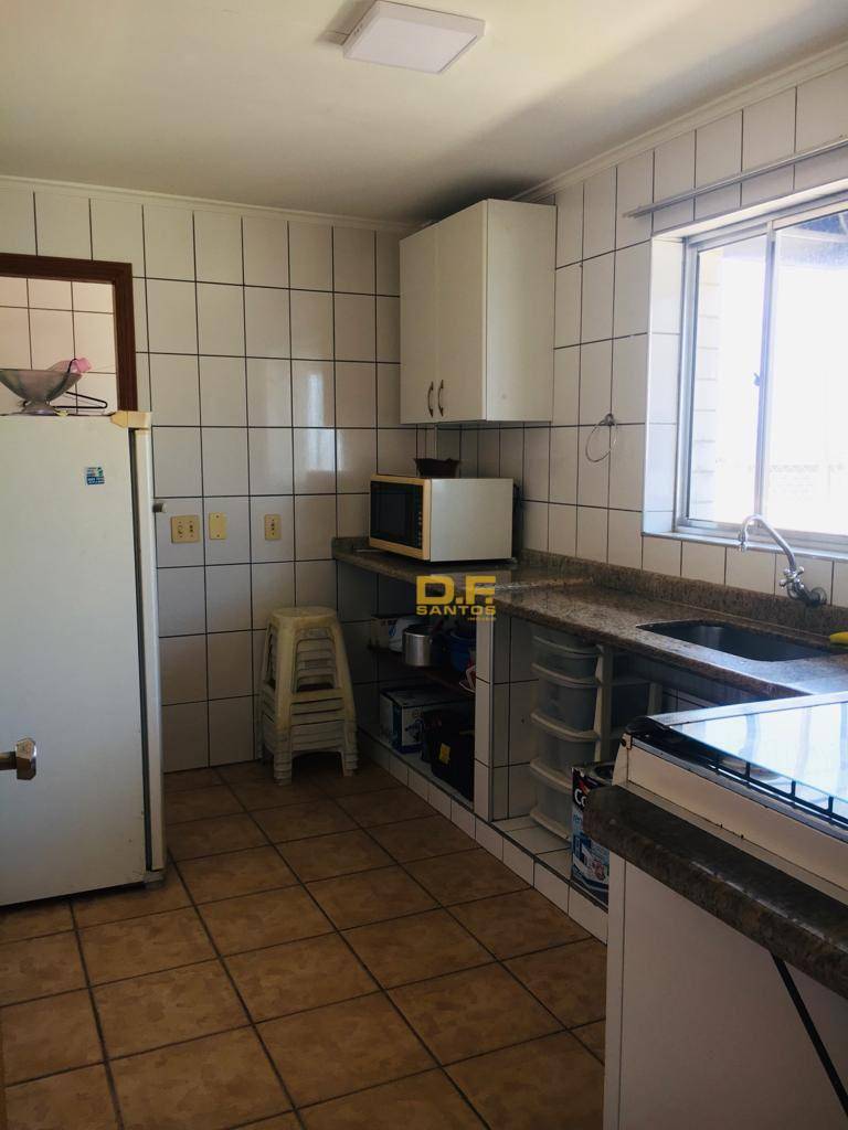 Apartamento à venda com 2 quartos, 64m² - Foto 8