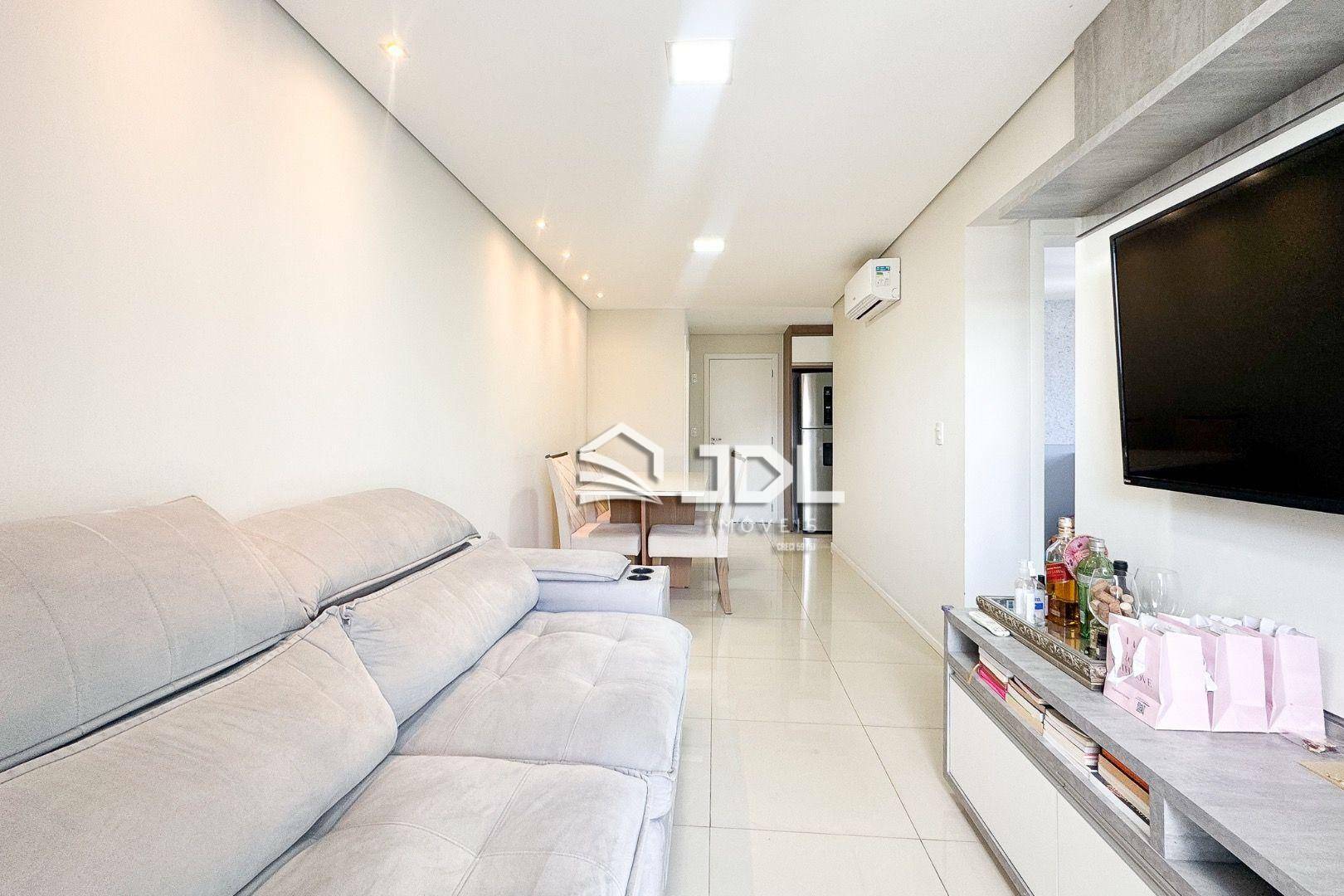 Apartamento à venda com 2 quartos, 57m² - Foto 4