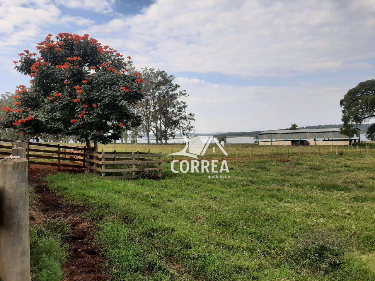 Fazenda à venda com 1 quarto, 110m² - Foto 1