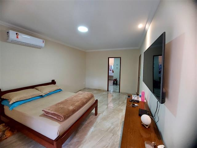 Casa à venda com 3 quartos, 342m² - Foto 18