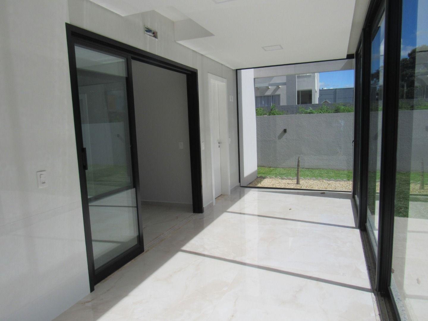 Casa à venda com 3 quartos, 214m² - Foto 35