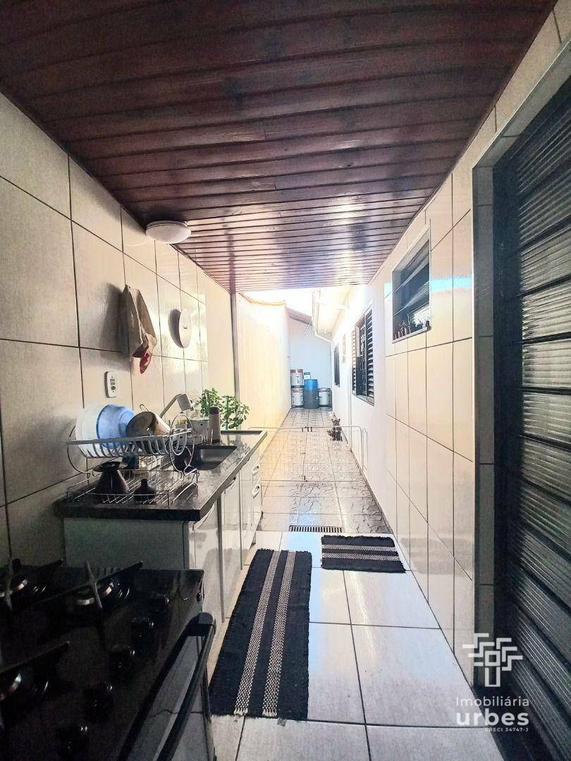 Casa à venda com 2 quartos, 120m² - Foto 16