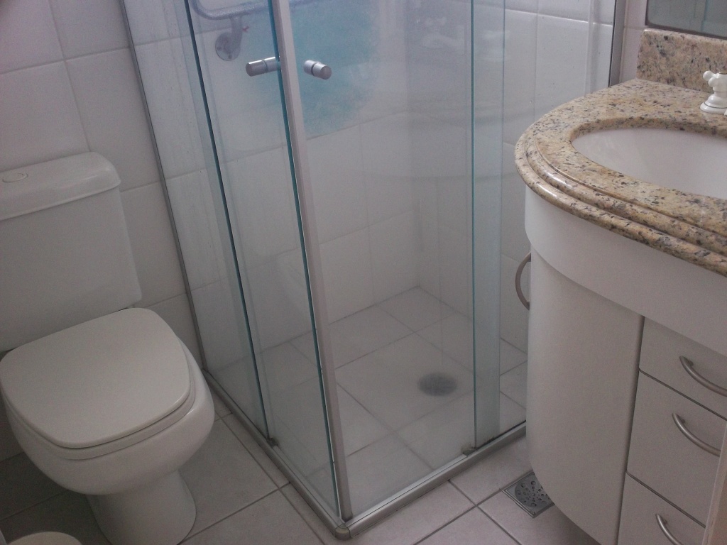 Apartamento à venda com 2 quartos, 75m² - Foto 11