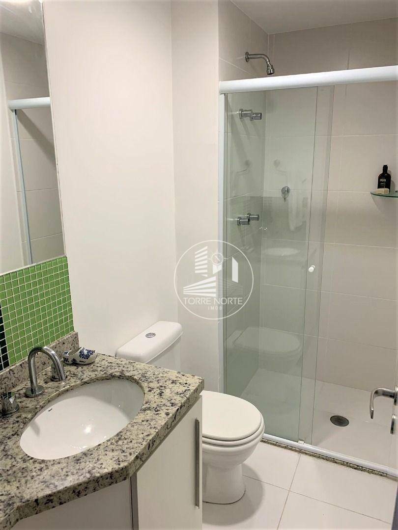 Apartamento à venda com 2 quartos, 67m² - Foto 21