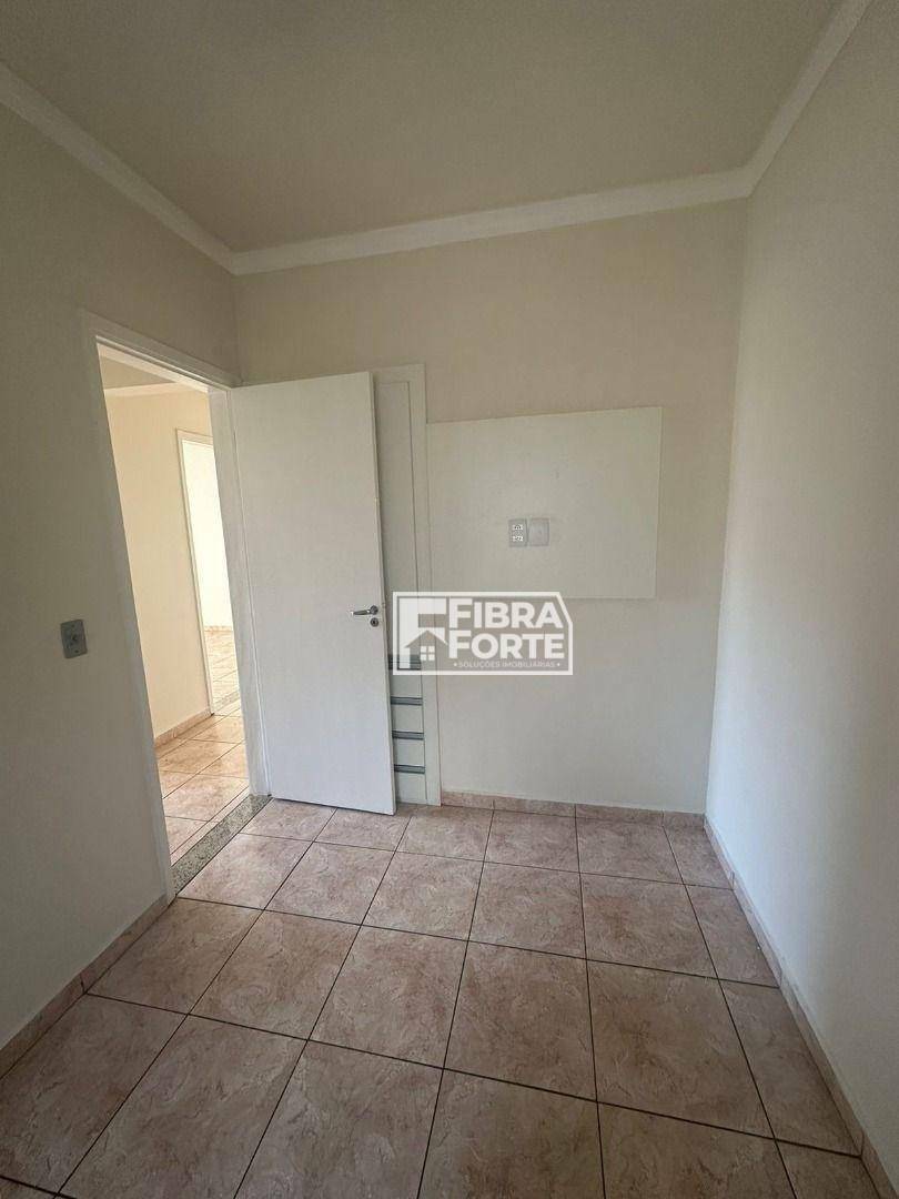 Apartamento à venda com 3 quartos, 74m² - Foto 7