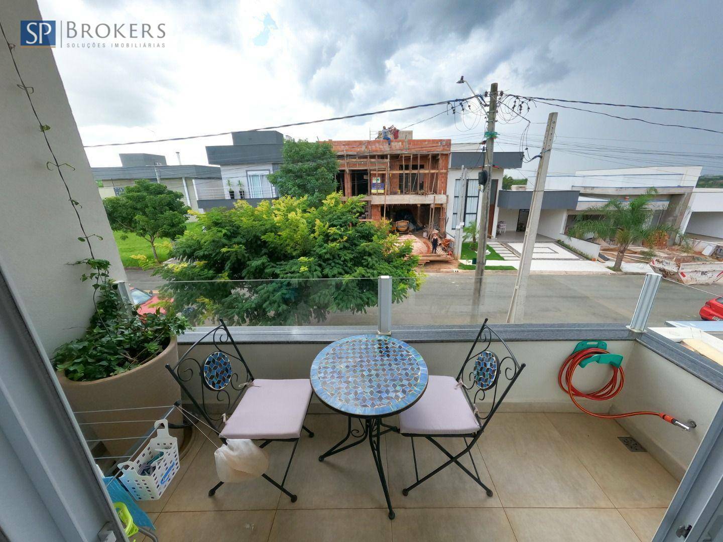 Casa de Condomínio à venda com 3 quartos, 232m² - Foto 29