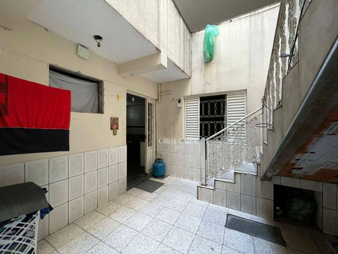 Casa à venda com 4 quartos, 320m² - Foto 49