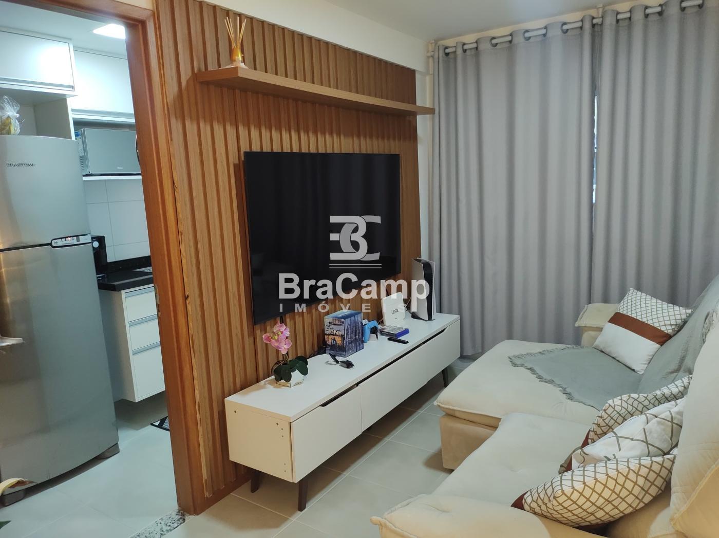Apartamento à venda com 2 quartos, 84m² - Foto 3