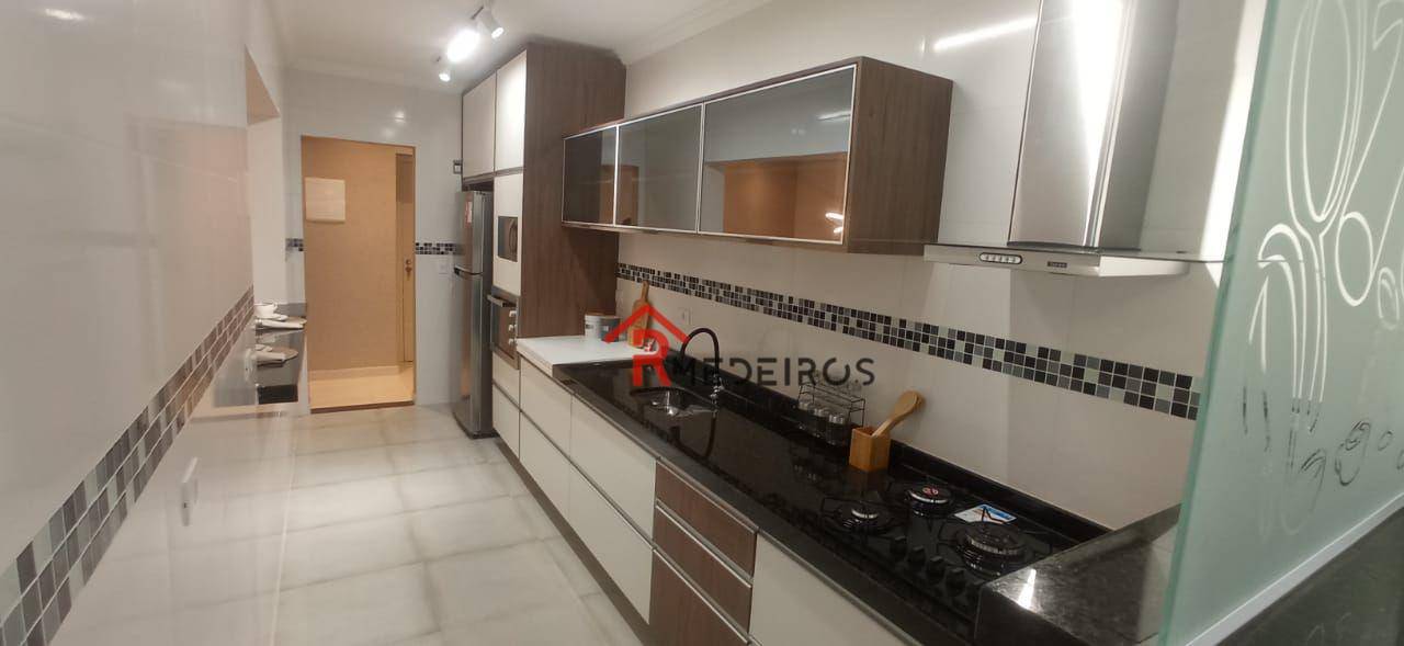 Apartamento à venda com 3 quartos, 119m² - Foto 19