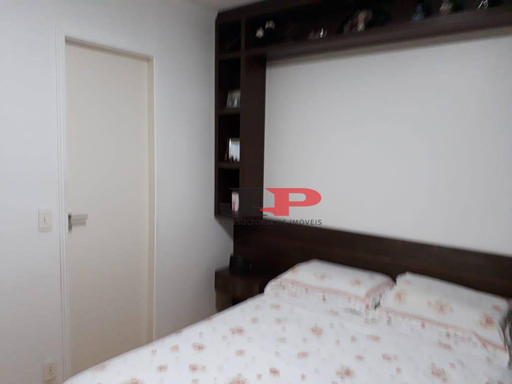 Apartamento à venda com 3 quartos, 75m² - Foto 32