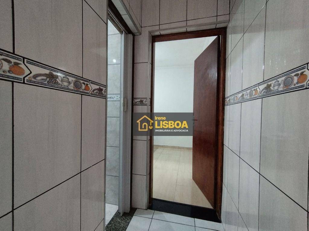 Casa à venda com 4 quartos, 129m² - Foto 35