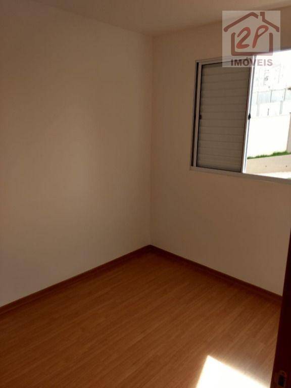 Apartamento para alugar com 2 quartos, 40m² - Foto 15