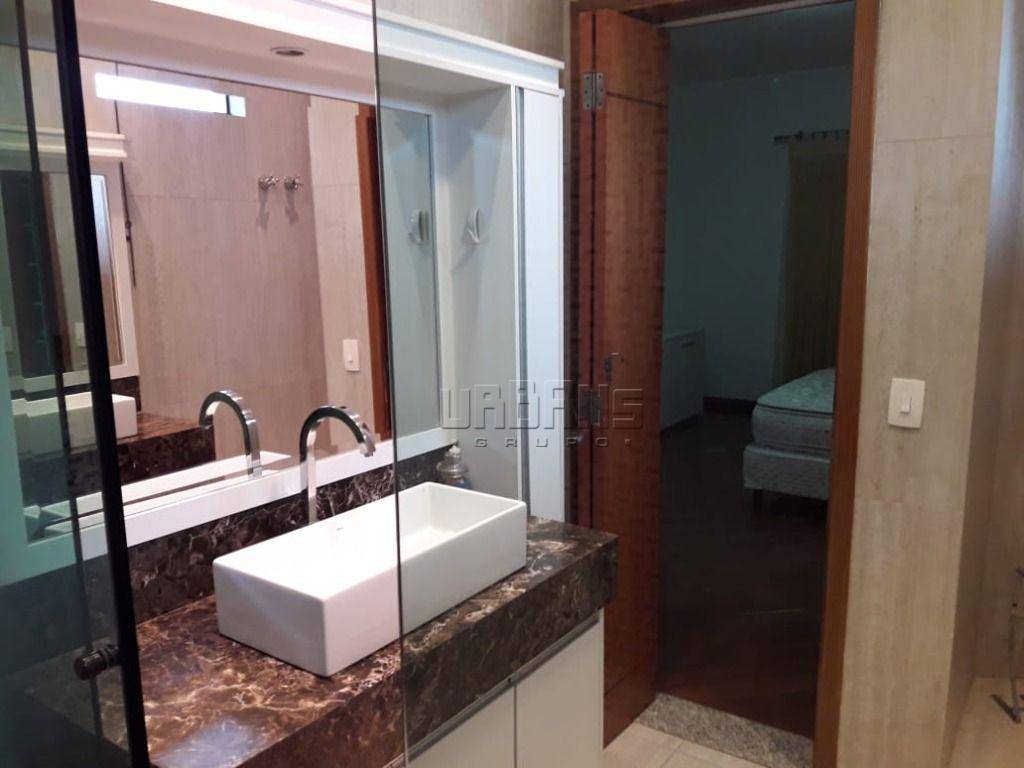 Sobrado à venda com 3 quartos, 320m² - Foto 33