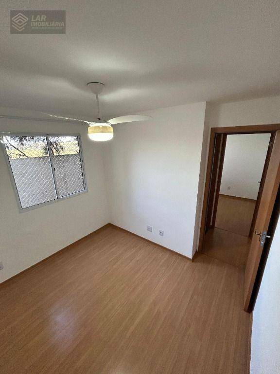 Apartamento à venda com 2 quartos, 44m² - Foto 9