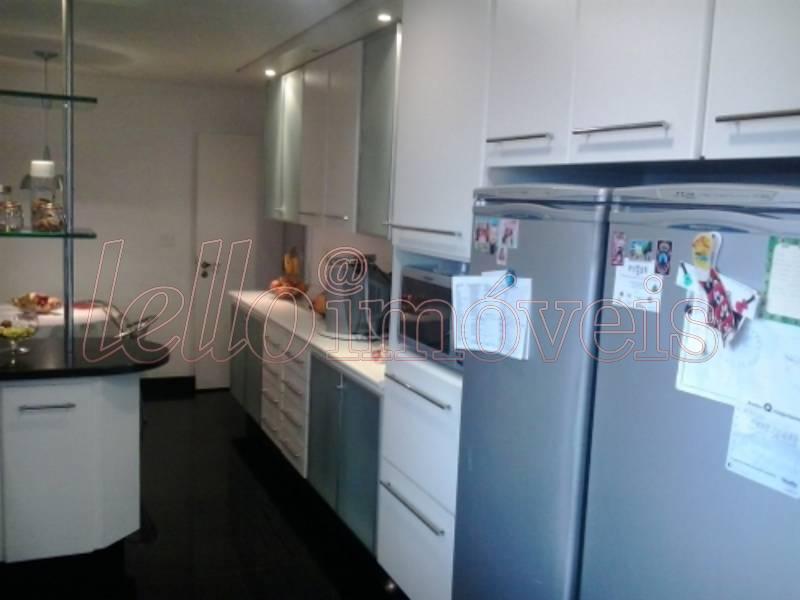 Apartamento à venda com 4 quartos, 210m² - Foto 17