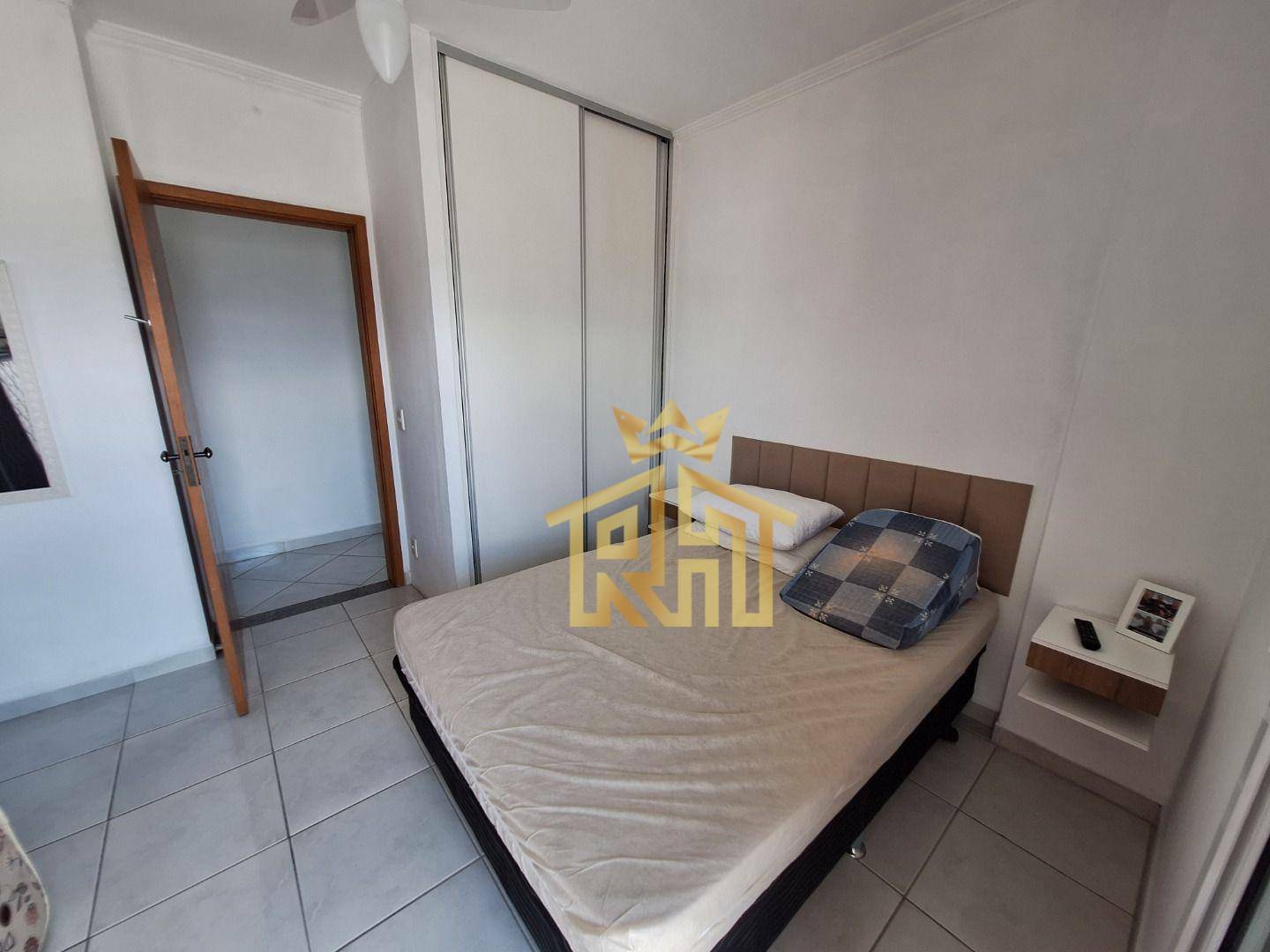 Apartamento à venda com 1 quarto, 72m² - Foto 9