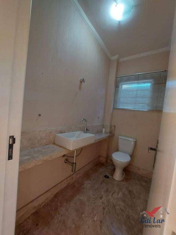 Sobrado à venda com 3 quartos, 238m² - Foto 11