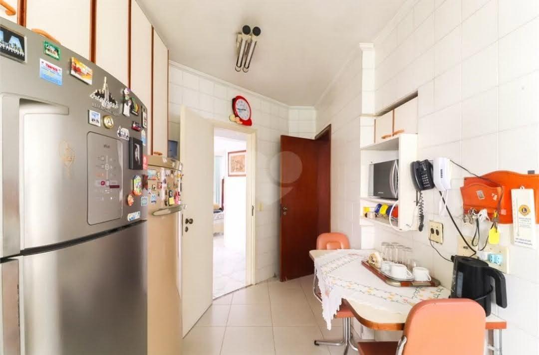 Apartamento à venda com 3 quartos, 120m² - Foto 8