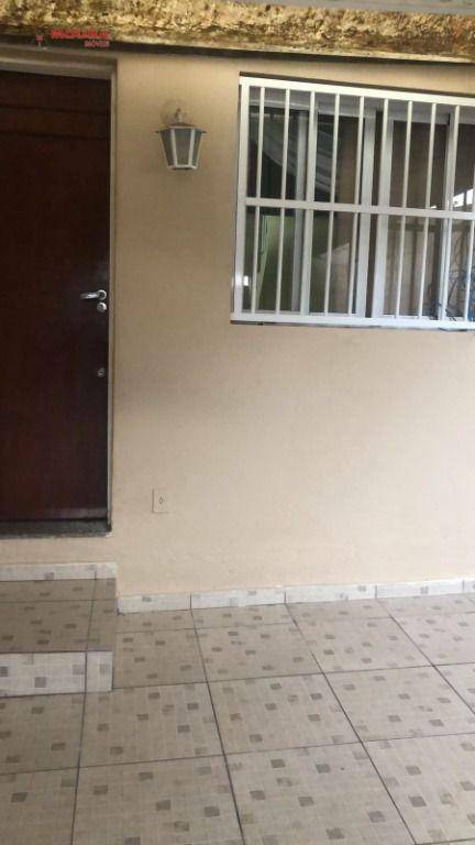 Sobrado à venda com 2 quartos, 160m² - Foto 3