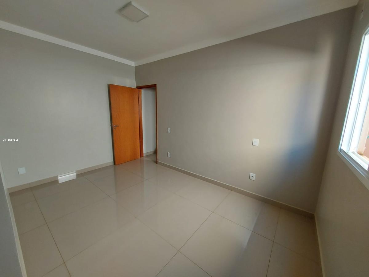 Casa à venda com 3 quartos, 131m² - Foto 30