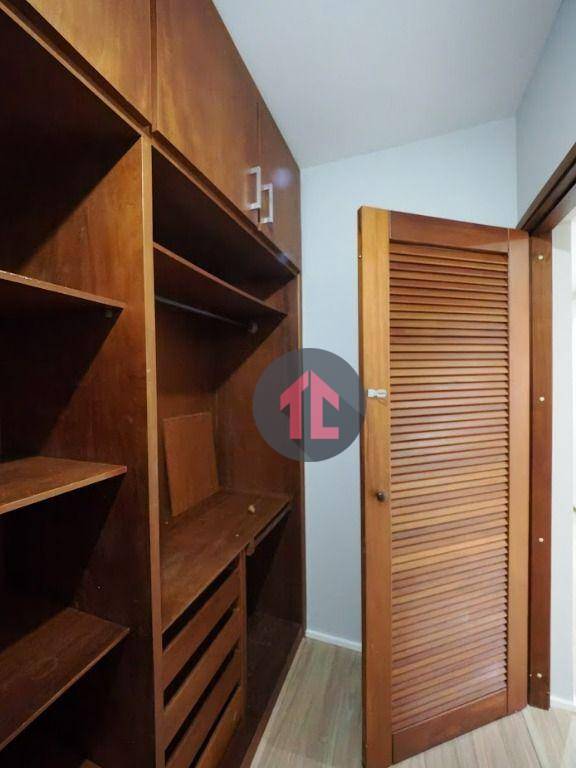 Apartamento à venda com 4 quartos, 246m² - Foto 40