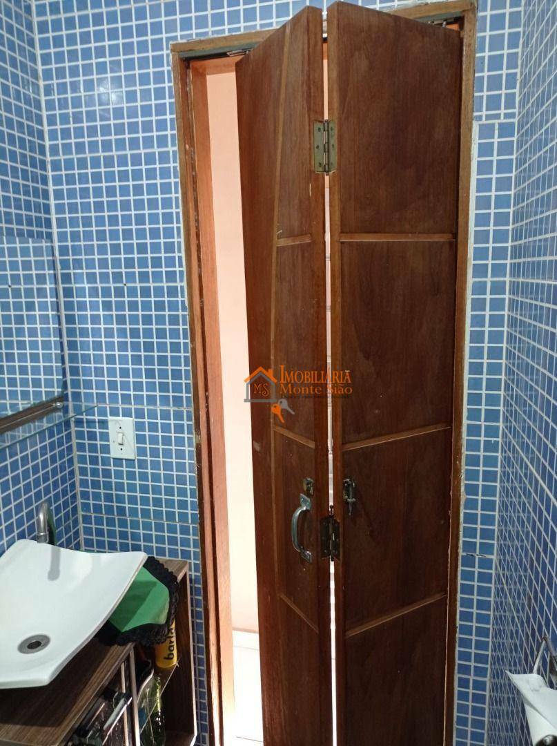 Sobrado à venda com 3 quartos, 230m² - Foto 32