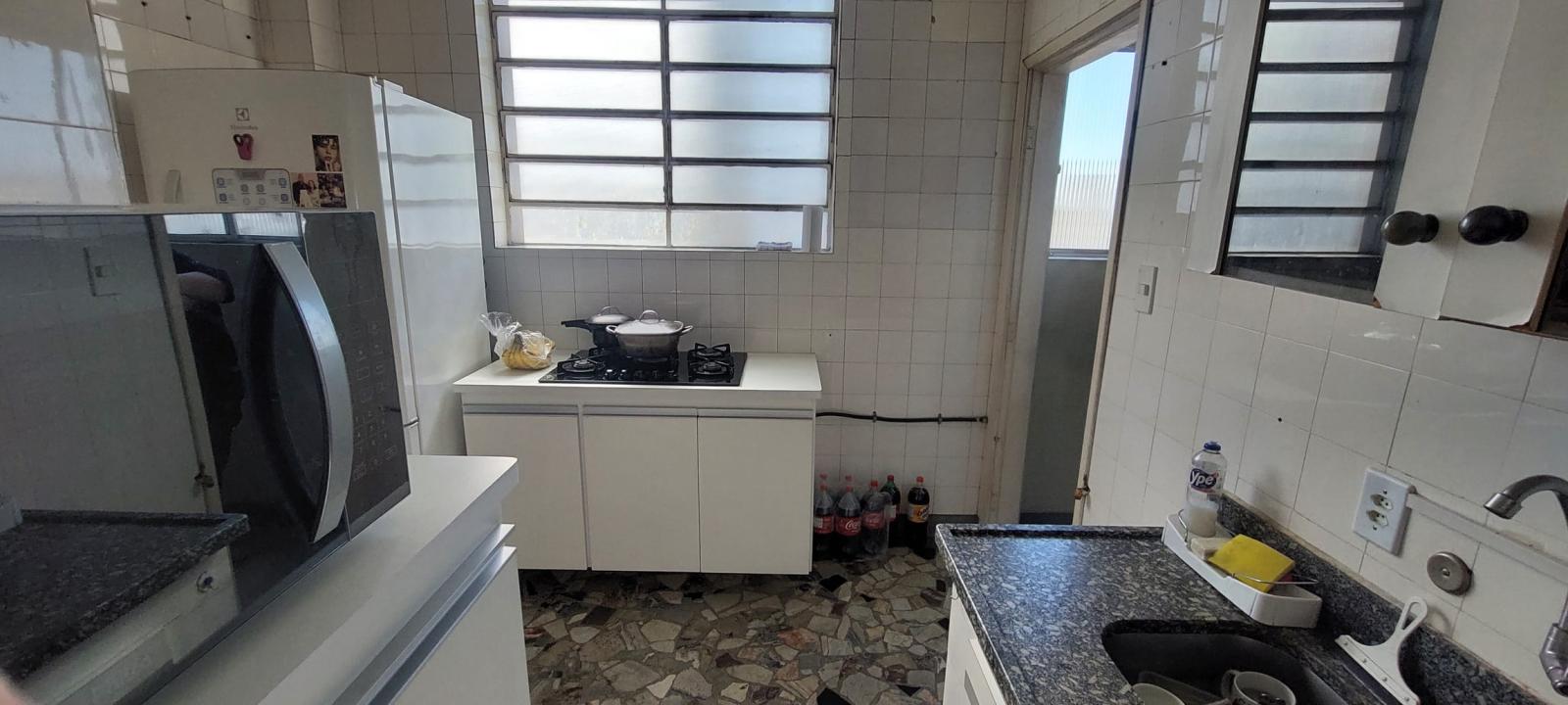 Apartamento à venda com 3 quartos, 100m² - Foto 9