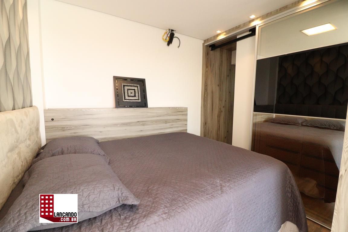 Apartamento à venda com 2 quartos, 78m² - Foto 2