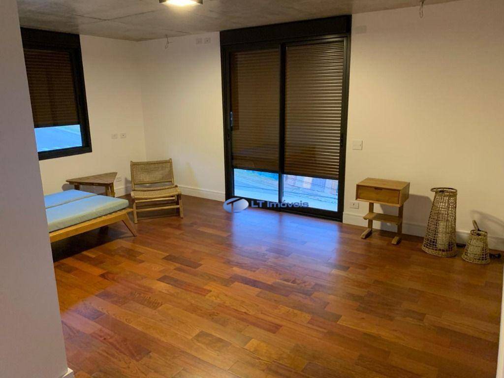 Casa de Condomínio à venda com 3 quartos, 230m² - Foto 13