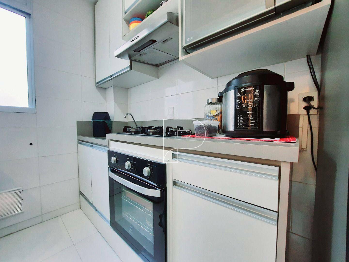 Apartamento à venda com 2 quartos, 40m² - Foto 9