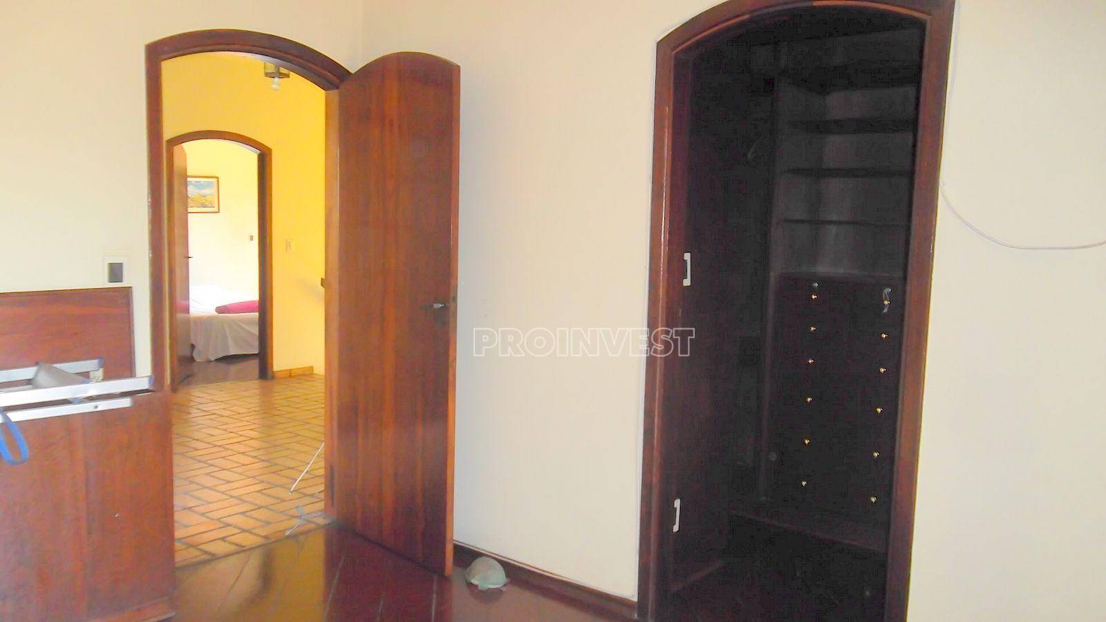 Casa à venda com 4 quartos, 320m² - Foto 15