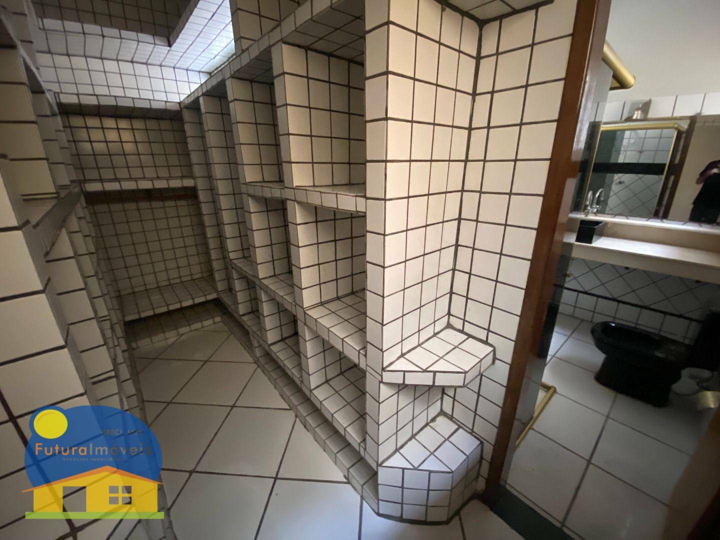 Casa para alugar com 4 quartos, 233m² - Foto 8