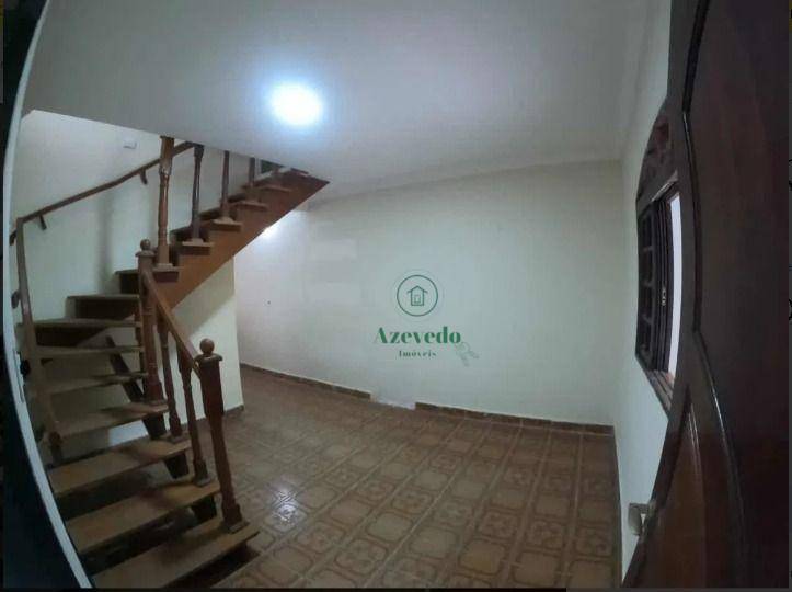 Sobrado à venda com 4 quartos, 95m² - Foto 3