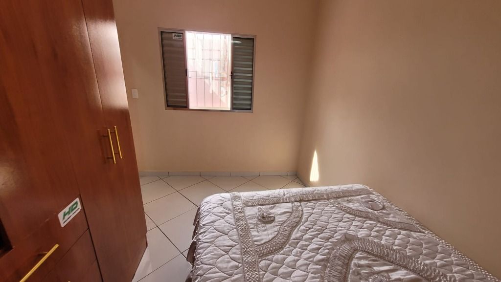 Casa à venda com 2 quartos, 95m² - Foto 13