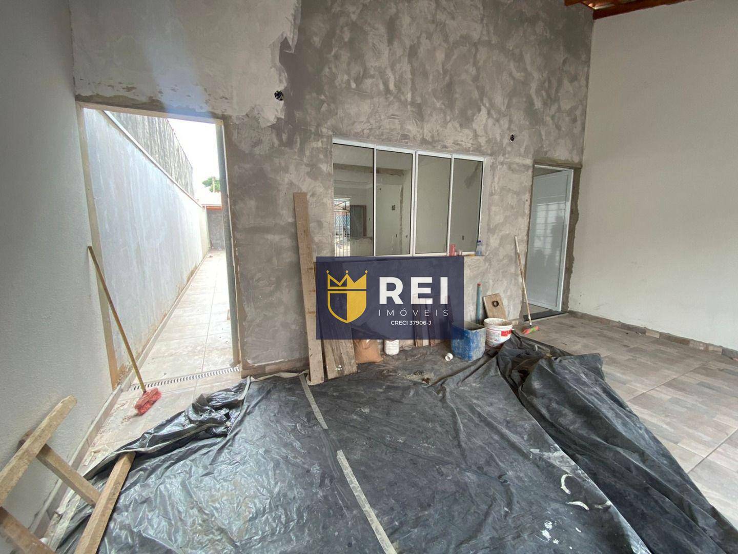 Casa à venda com 2 quartos, 120m² - Foto 4