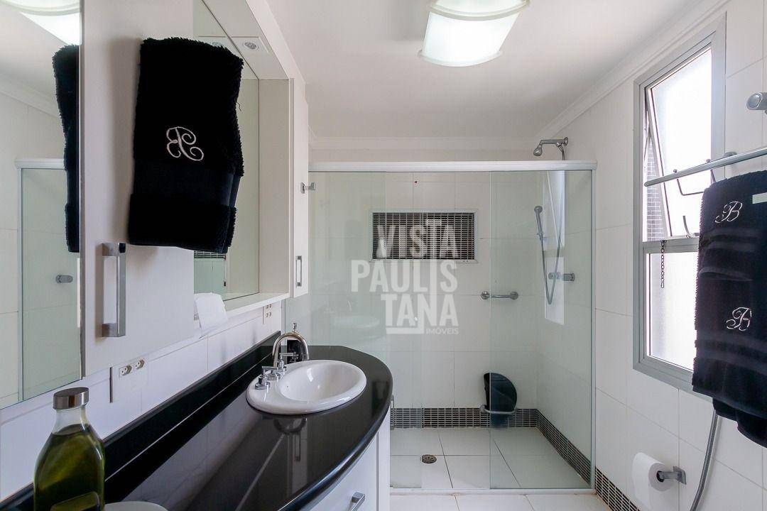 Apartamento à venda com 3 quartos, 136m² - Foto 21