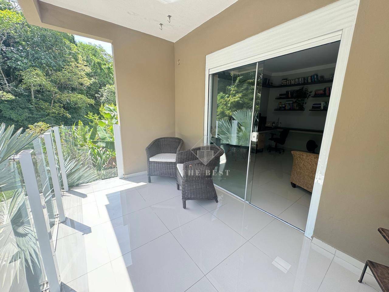 Casa à venda com 4 quartos, 250m² - Foto 13