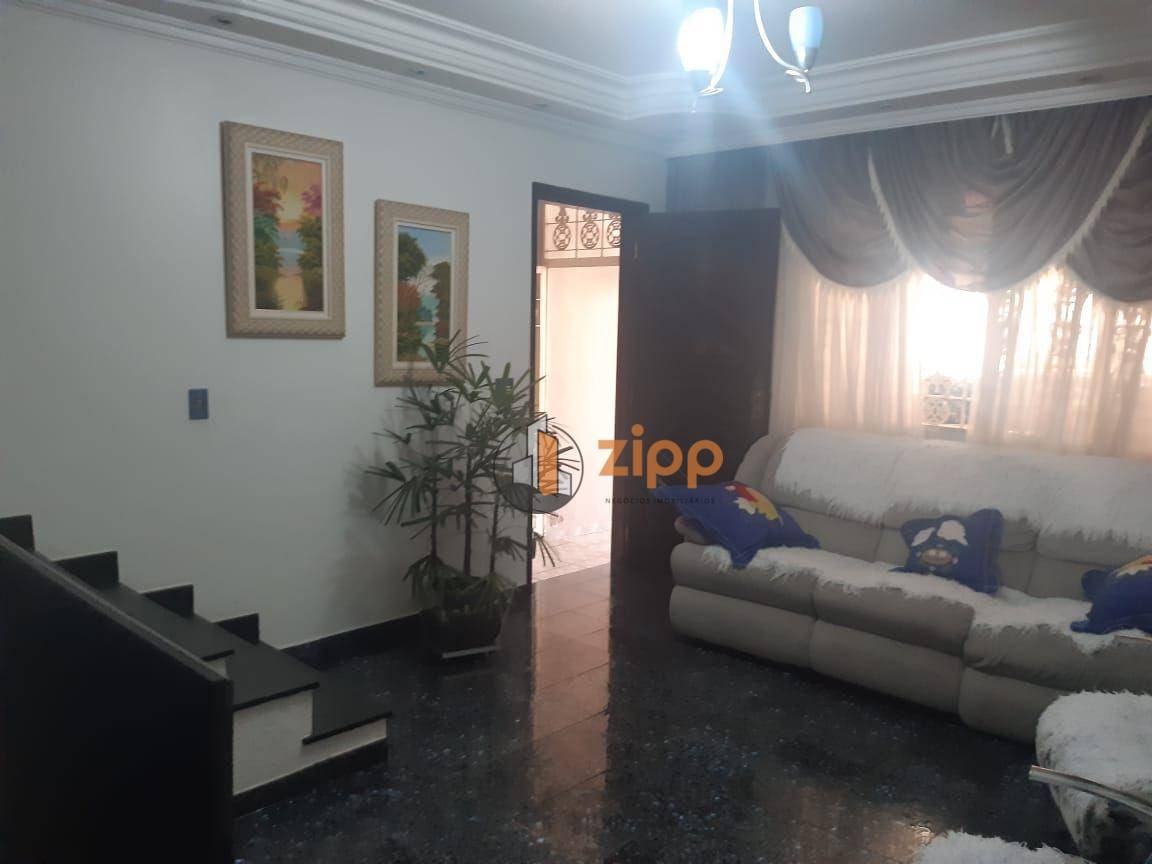 Sobrado à venda com 8 quartos, 450m² - Foto 1